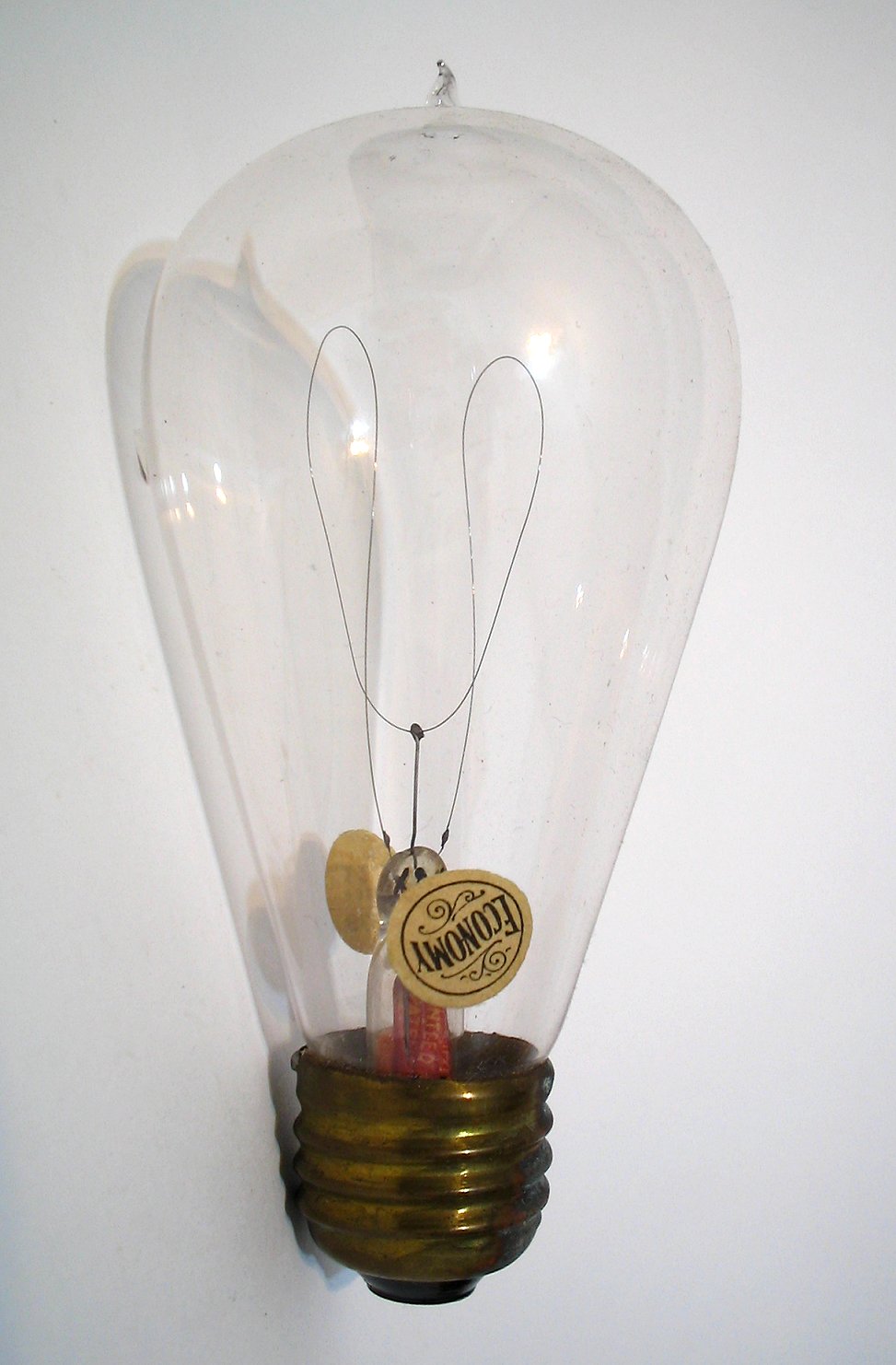 Antique & Vintage Light Bulb Collection Museum Light Bulb